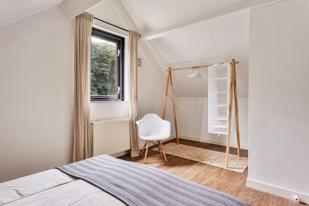 Vakantiehuis Aan Het Water -Incl Laadpaal- Ewijk Esterno foto