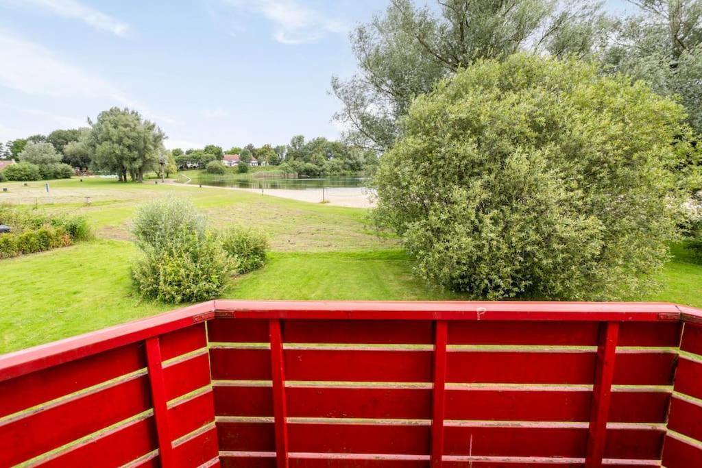 Vakantiehuis Aan Het Water -Incl Laadpaal- Ewijk Esterno foto